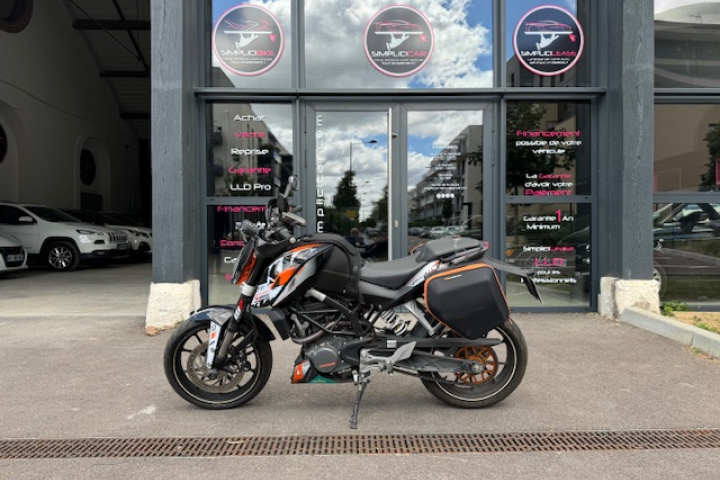 KTM DUKE