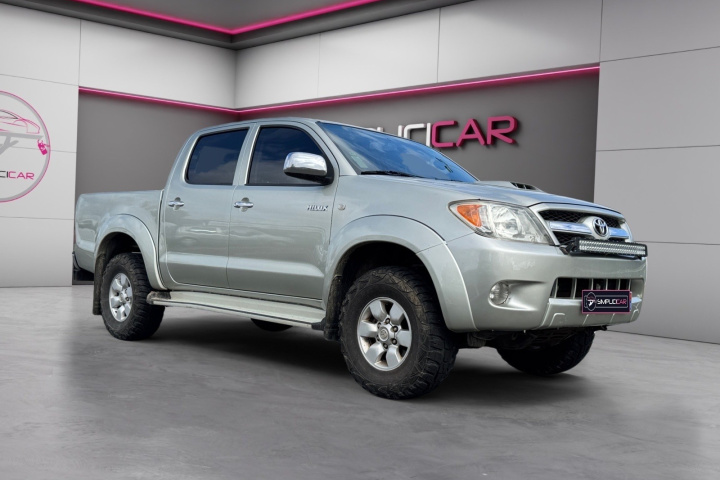 TOYOTA HILUX PICK UP DBLE CAB