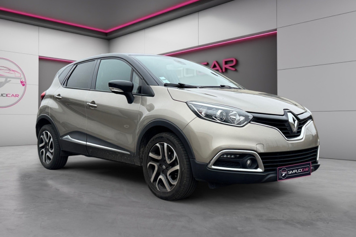 RENAULT CAPTUR