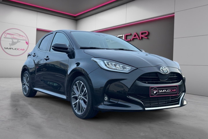 TOYOTA YARIS HYBRIDE MY22