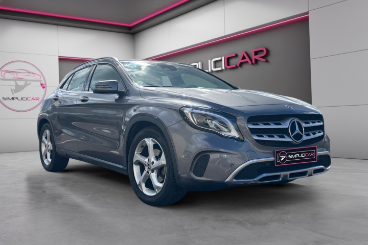 MERCEDES GLA
